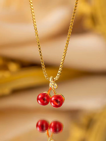 Collier Cherry