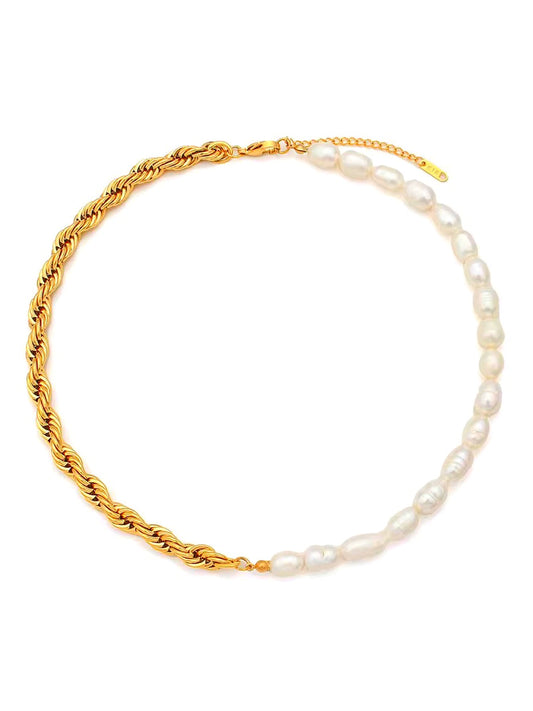 Eloise Pearl Necklace