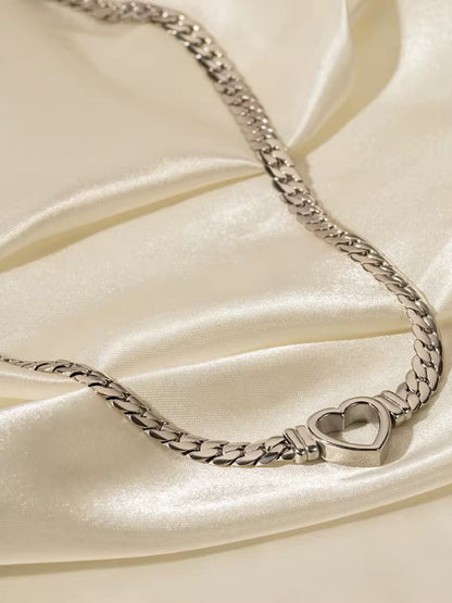 Daisy Choker Necklace