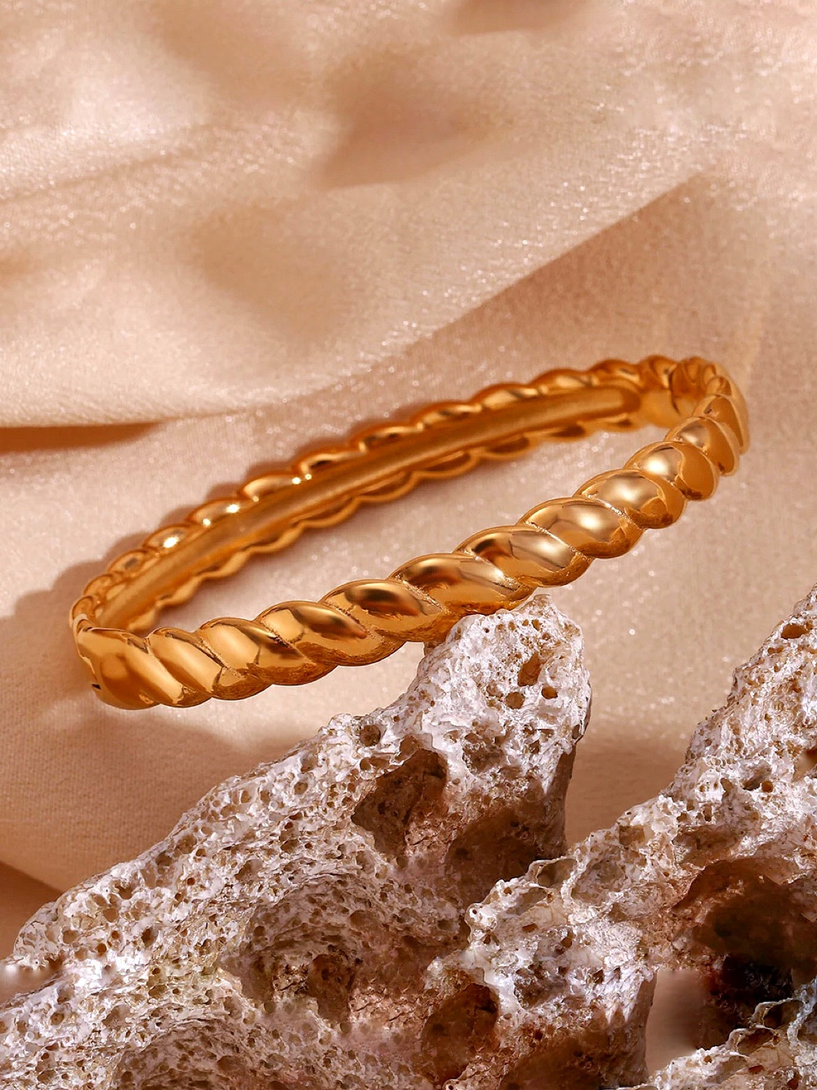 Avery Bangle Bracelet